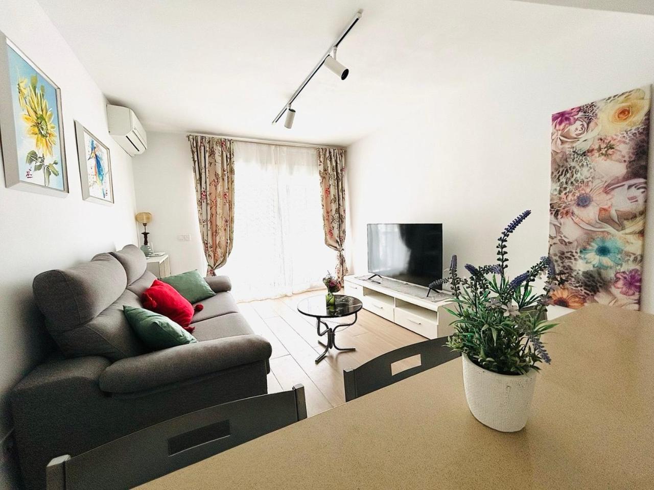 Apartment Iris 5 Minutos De La Playa, Centro De Ciudad Калпе Екстериор снимка